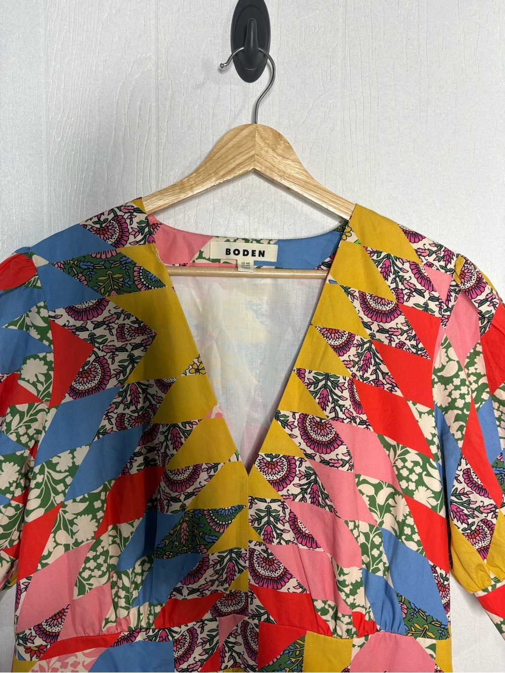 Boden Bella Puff Sleeve Geometric V Neck MIDI Dress Size US 14R - Picture 9 of 14
